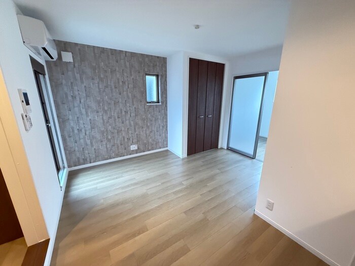 物件内観写真15　(居室)