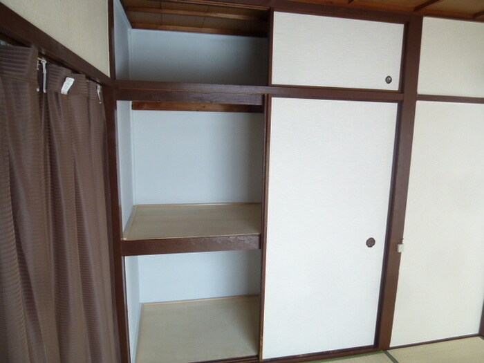 物件内観写真13　(収納)