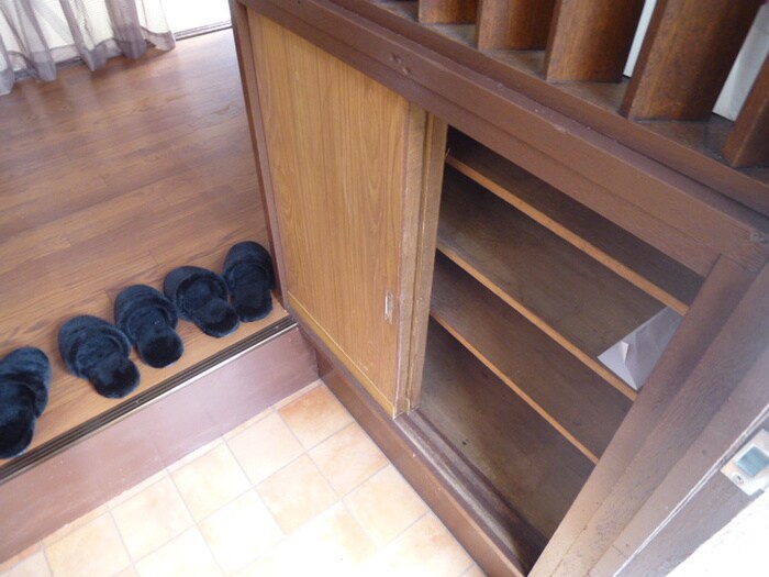 物件内観写真15　(靴箱)