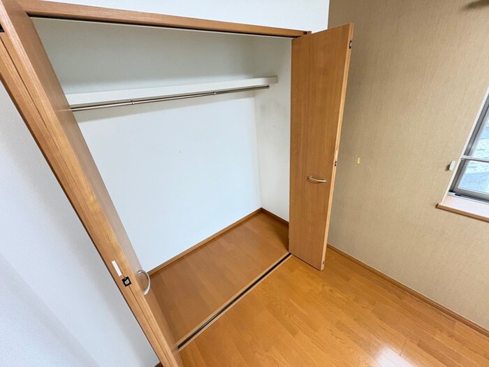 物件内観写真15　(収納)