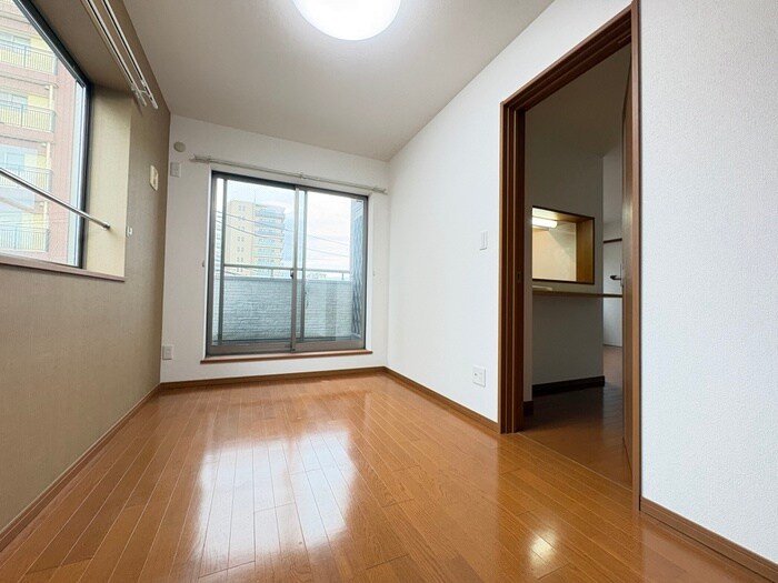 物件内観写真19　(居室)