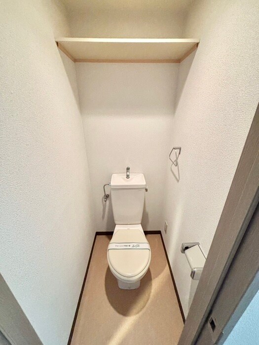 物件内観写真12　(トイレ)