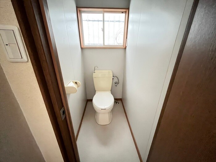 物件内観写真12　(トイレ)