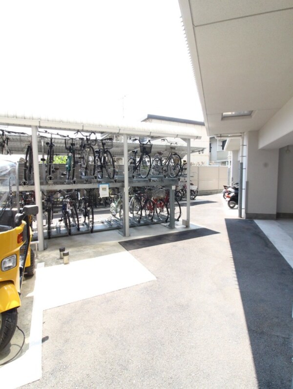 駐輪場