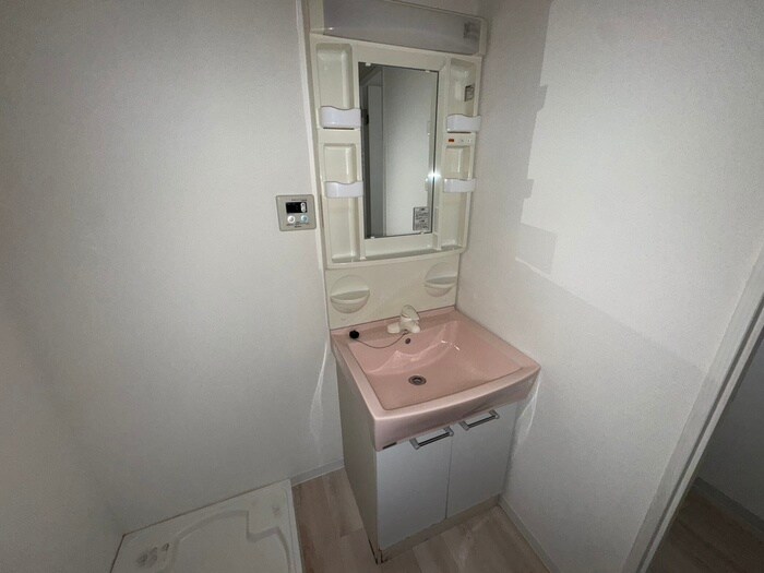 物件内観写真11　(洗面)