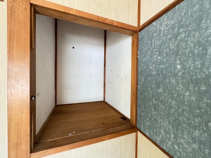 物件内観写真18　(収納)