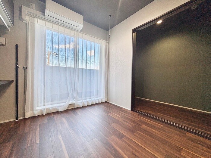 物件内観写真8　(居室)