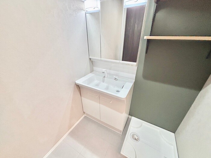 物件内観写真13　(洗面)