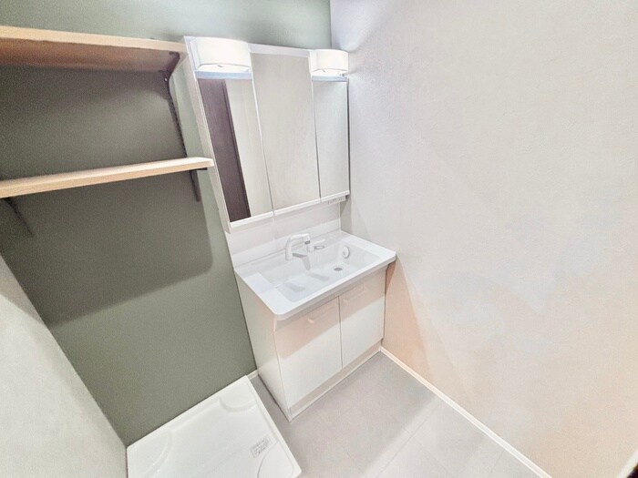 物件内観写真13　(洗面)