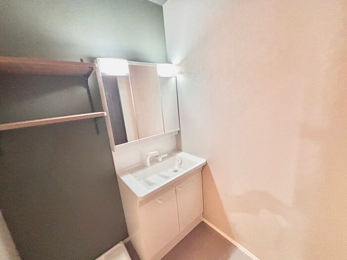 物件内観写真13　(洗面)