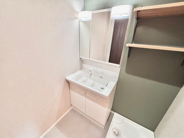 物件内観写真13　(洗面)