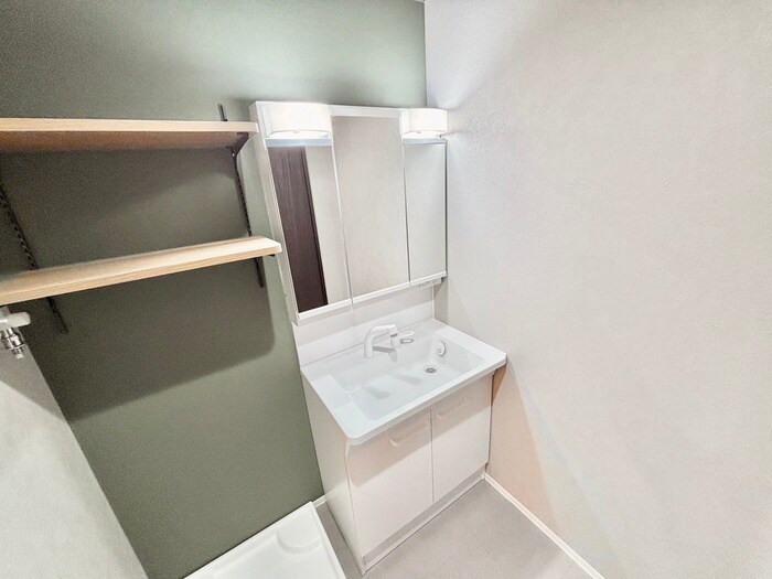 物件内観写真13　(洗面)