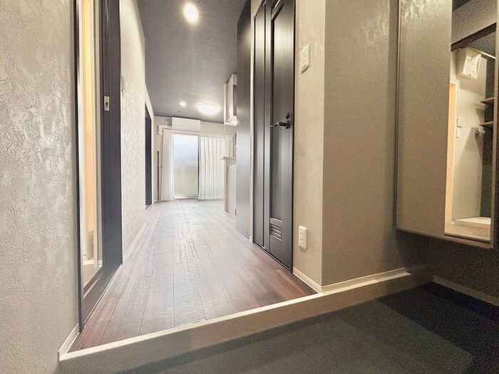 物件内観写真17　(廊下)