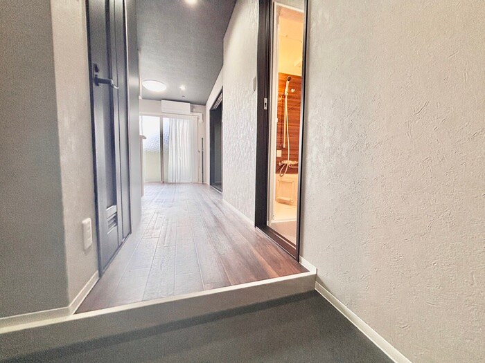 物件内観写真17　(廊下)