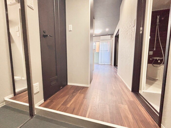 物件内観写真17　(廊下)