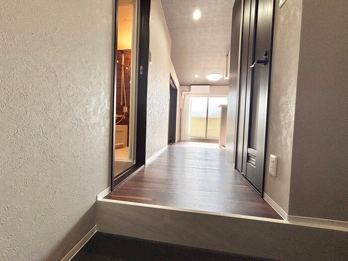 物件内観写真17　(廊下)