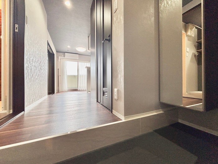 物件内観写真17　(廊下)