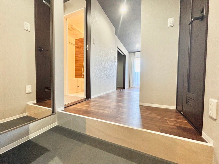 物件内観写真17　(廊下)