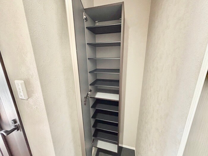 物件内観写真18　(靴箱)