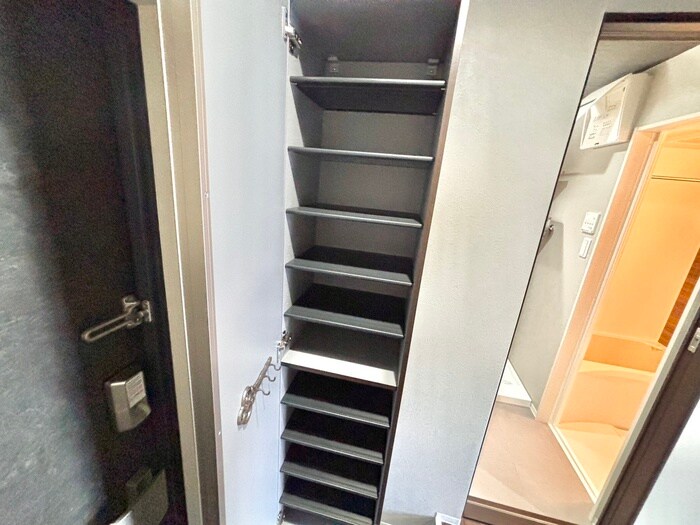 物件内観写真18　(靴箱)