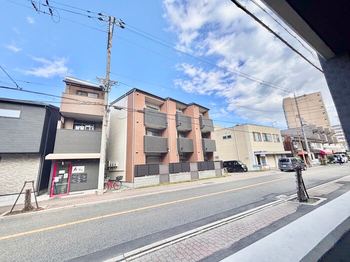 物件内観写真20　(室内からの展望)