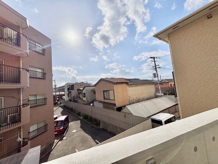 物件内観写真20　(室内からの展望)