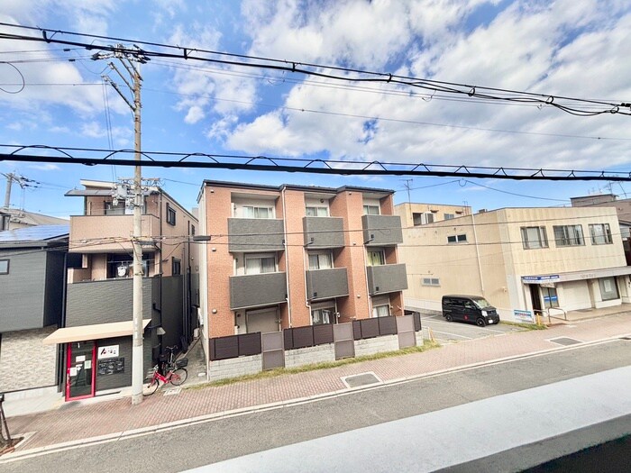 物件内観写真20　(室内からの展望)