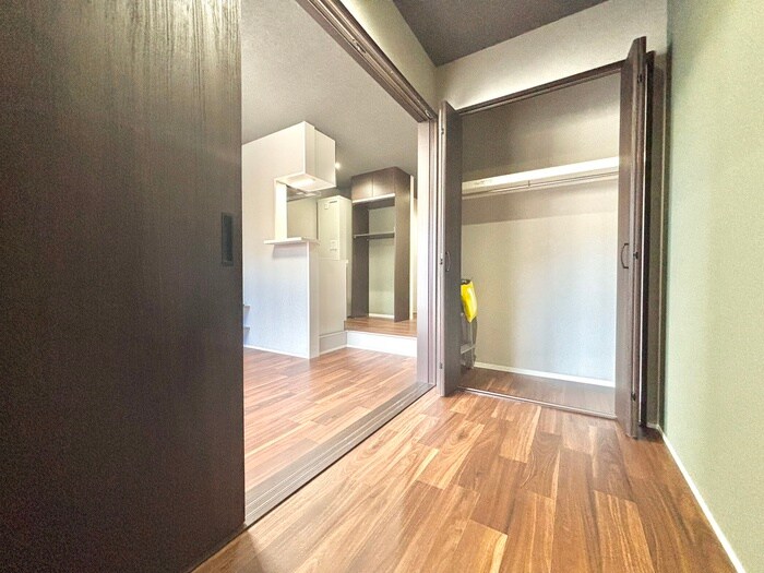 物件内観写真21　(居室)