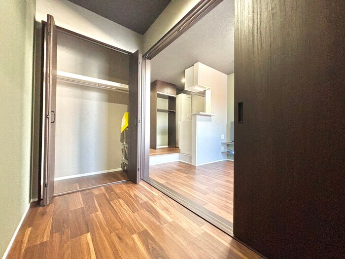 物件内観写真21　(居室)