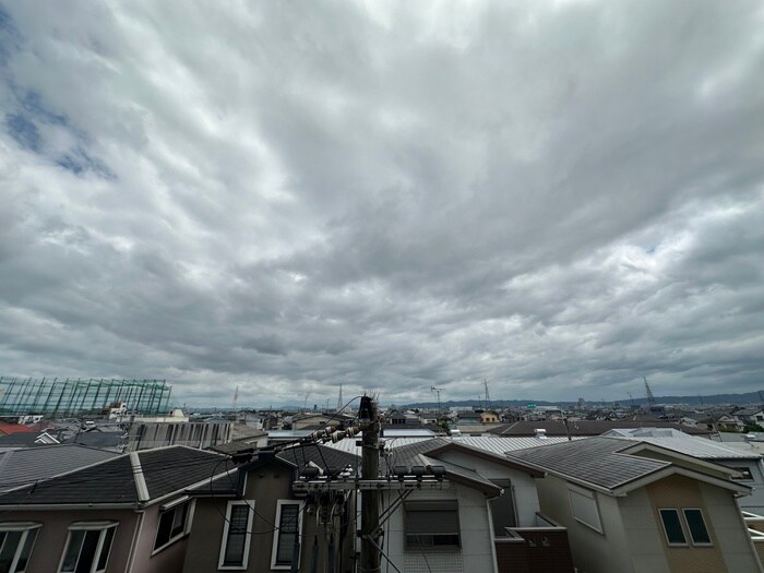 物件内観写真18　(室内からの展望)