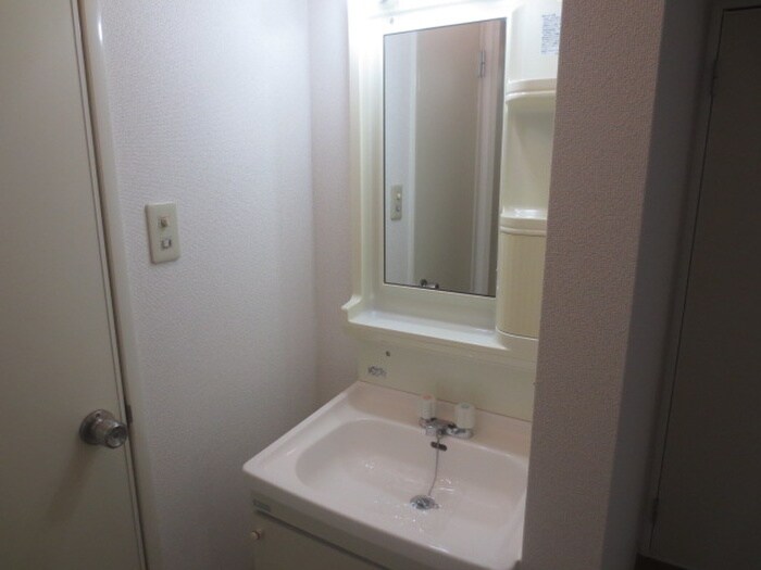 物件内観写真11　(洗面)