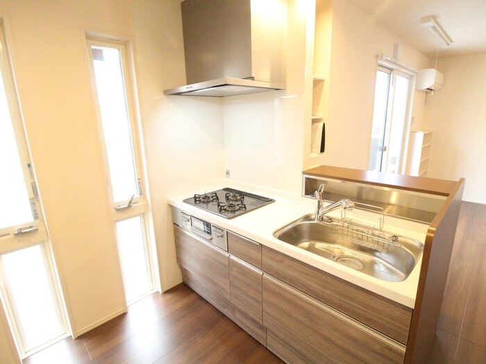 物件内観写真8　(キッチン)