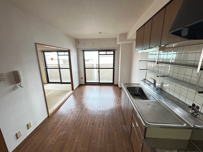 物件内観写真7　(居室)