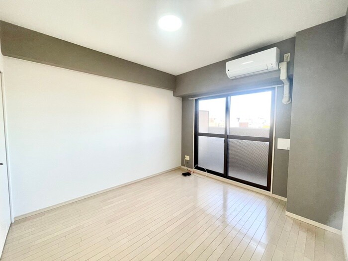 物件内観写真4　(居室)