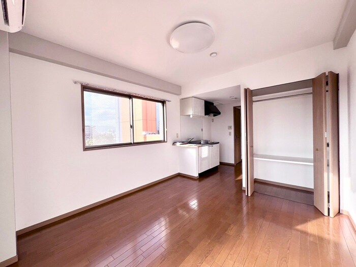 物件内観写真5　(居室)