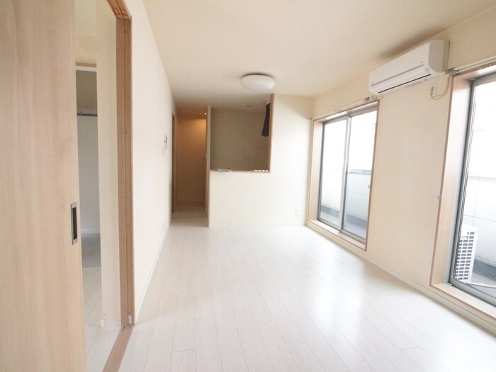 物件内観写真9　(居室)