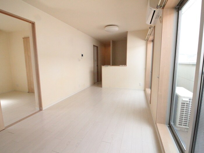 物件内観写真10　(居室)