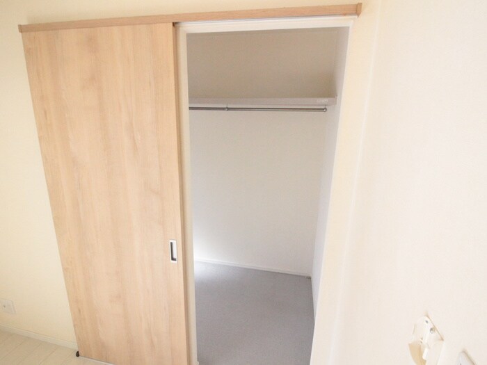 物件内観写真18　(収納)