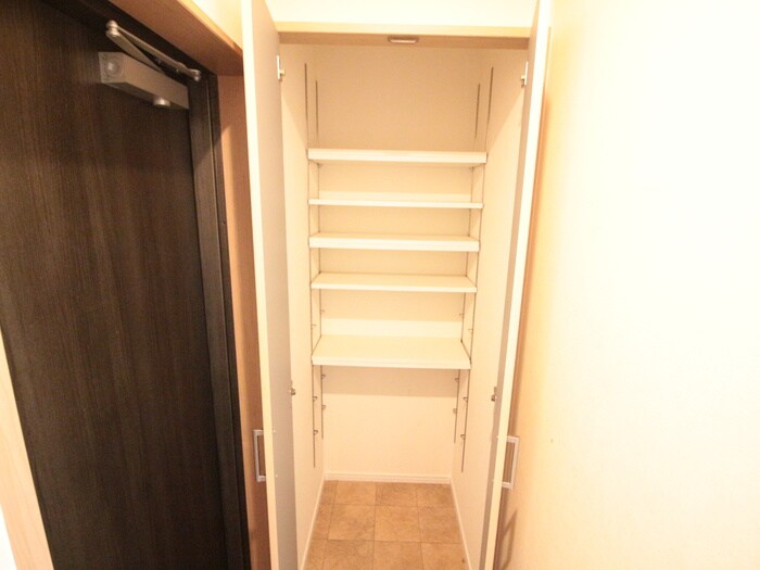 物件内観写真19　(靴箱)