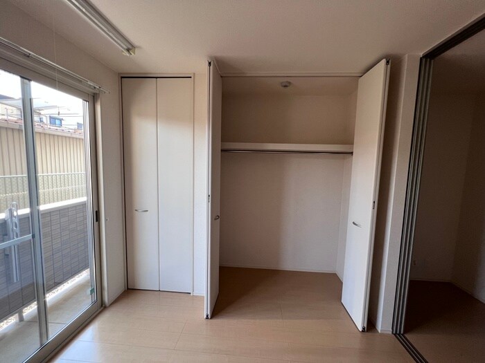 物件内観写真11　(収納)