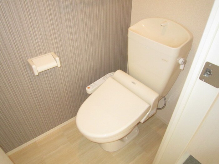 物件内観写真15　(トイレ)