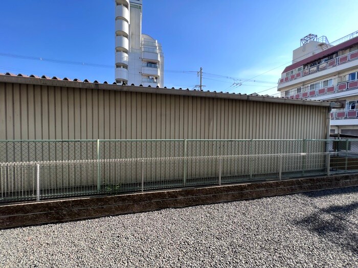 物件内観写真17　(室内からの展望)