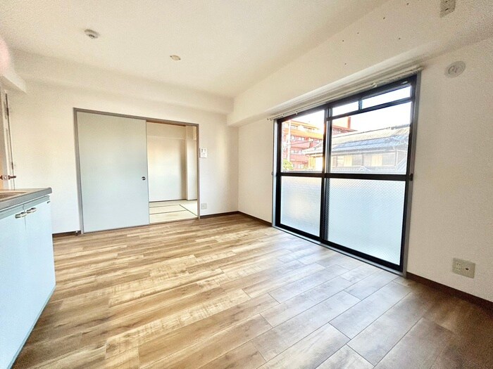 物件内観写真8　(居室)