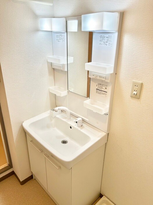 物件内観写真13　(洗面)