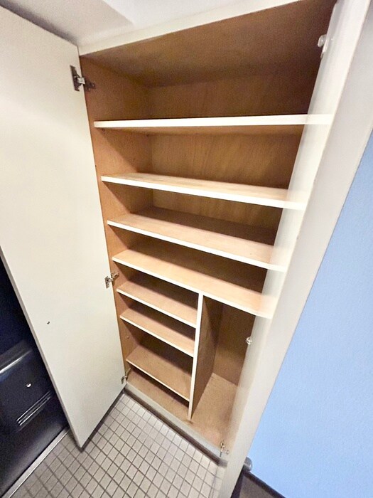 物件内観写真17　(靴箱)