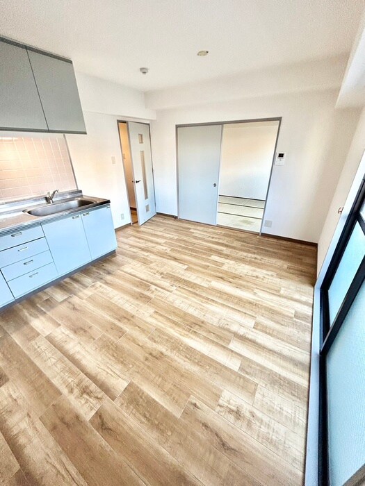 物件内観写真18　(居室)