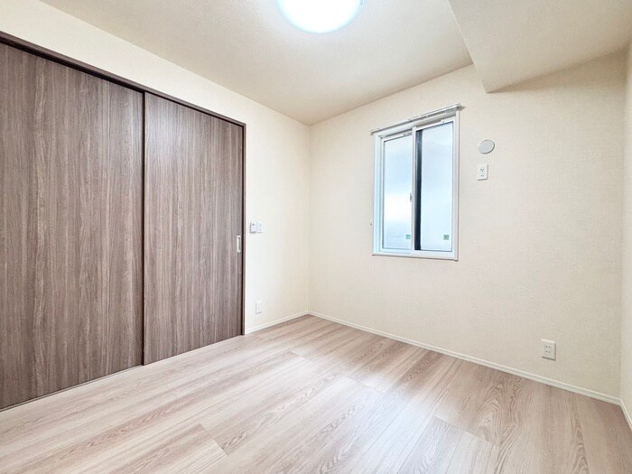 物件内観写真10　(居室)