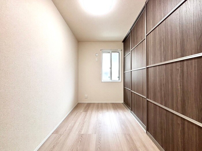 物件内観写真11　(居室)