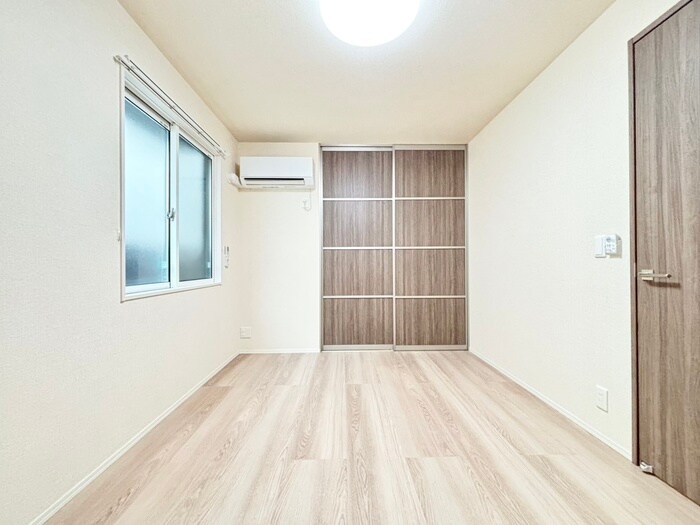 物件内観写真11　(居室)