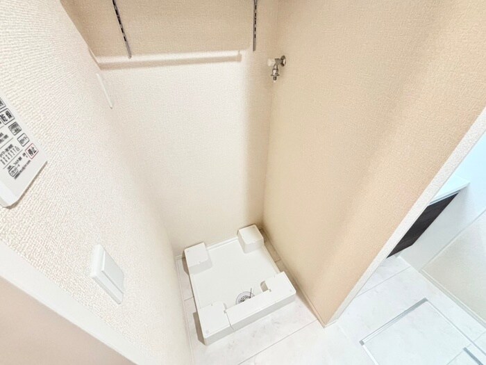 物件内観写真17　(洗濯機置場)